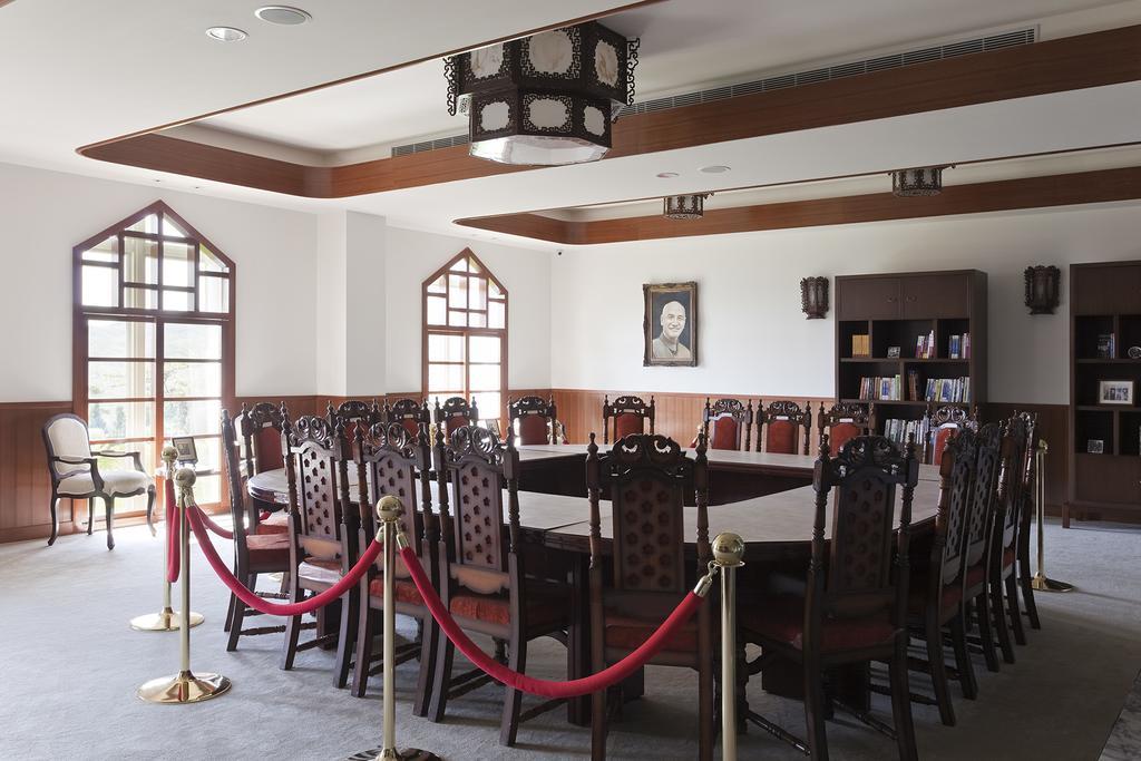 Gloria Manor Hotel Kenting Bagian luar foto